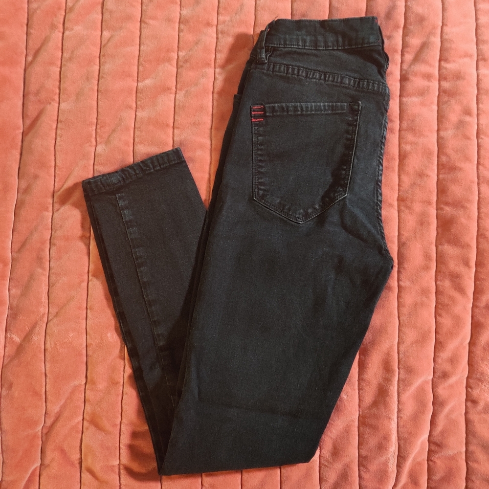 Urban Outfitters BDG Black High-Rise Cropped Skinny Jeans
